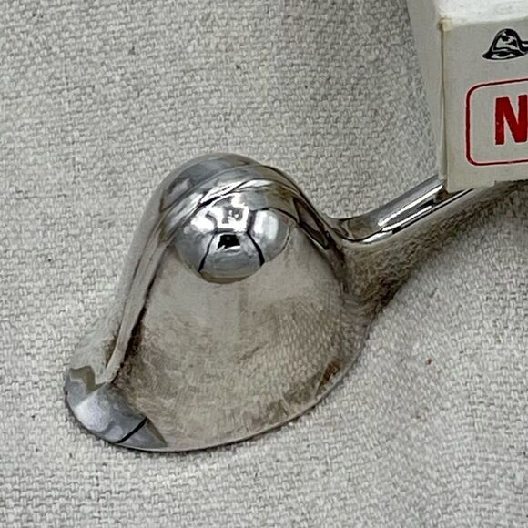 Leonard Circa 1740 Reproduction Silverplate Candle Snuffer - Picture 10 of 15